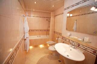 Отель Дружба гостиница и ресторан Харьков Люкс-3